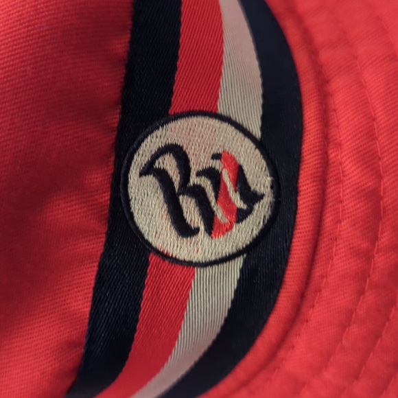 RocaWear bucket hat, size M/L - Picture 2 of 8